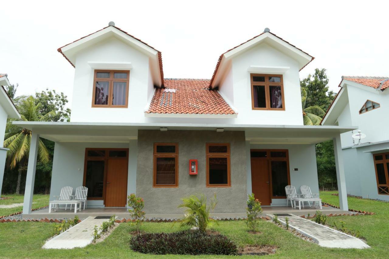 Sanghyang Indah Spa Resort Anyer Exterior foto